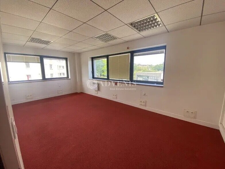 Bureau dans Palaiseau à louer - Photo de l’immeuble – Image 2 sur 5