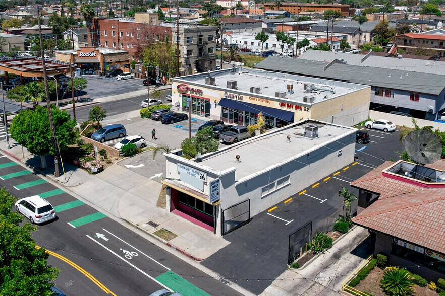 215-229 W Anaheim St, Wilmington, CA à louer - Photo principale – Image 3 sur 6