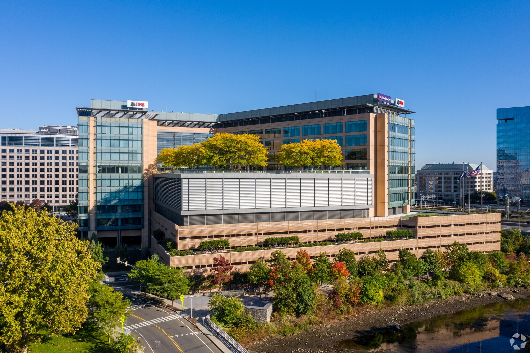 600 Washington Blvd, Stamford, CT à louer Photo de l’immeuble– Image 1 sur 22