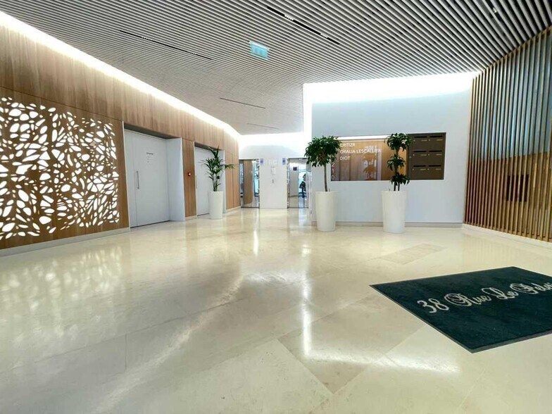 38 Rue Le Peletier, Paris à louer - Hall d’entrée – Image 2 sur 12