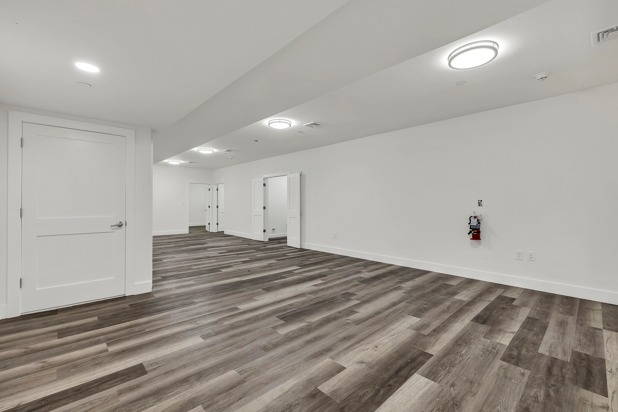 533 Greenwich St, Hempstead, NY à louer Photo principale– Image 1 sur 22