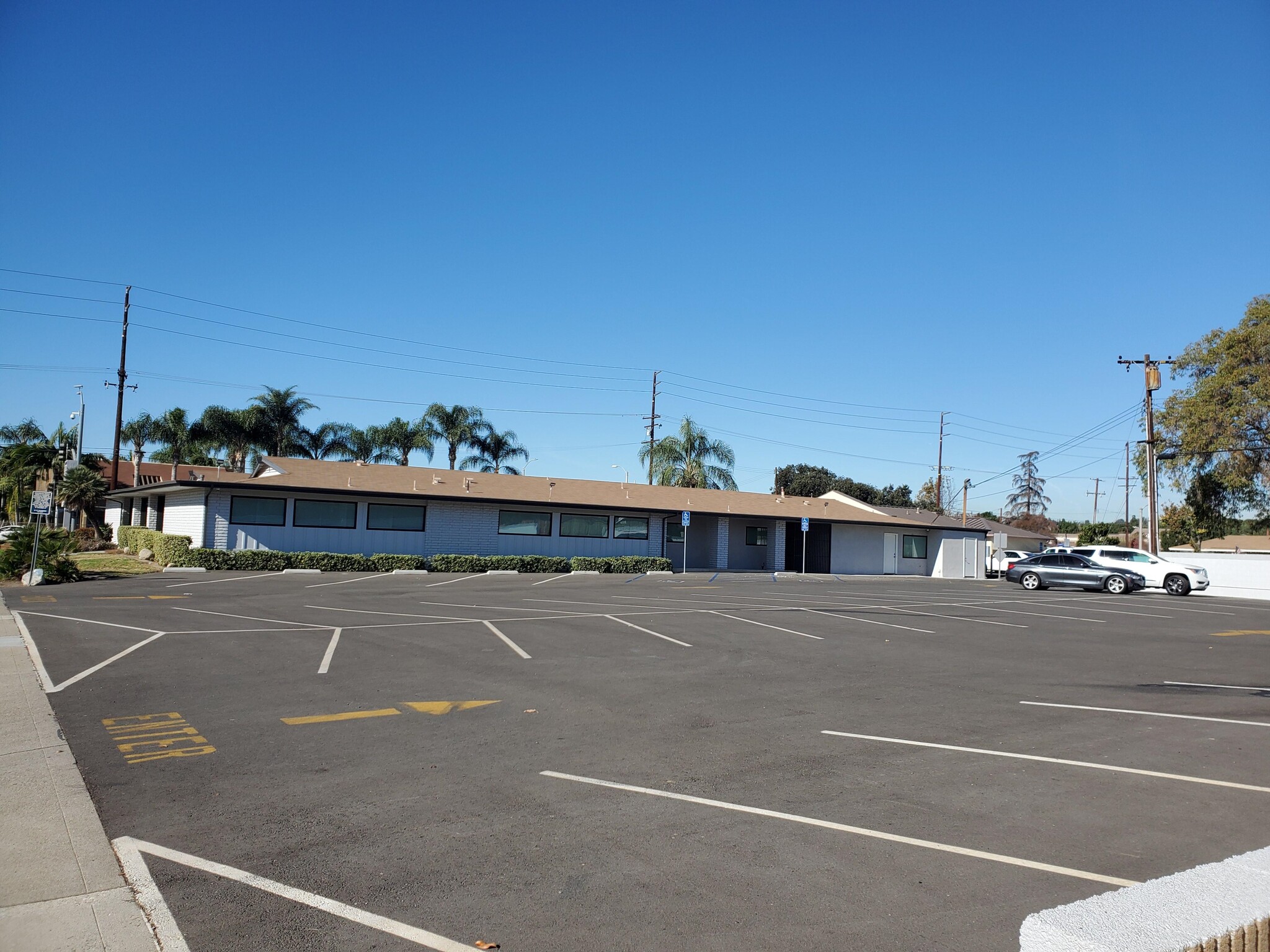 100 N State College Blvd, Fullerton, CA à louer Photo principale– Image 1 sur 14