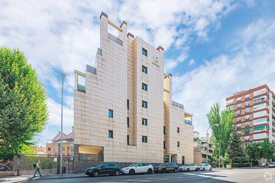 Bureau dans Madrid, Madrid à louer - Photo principale – Image 1 sur 2