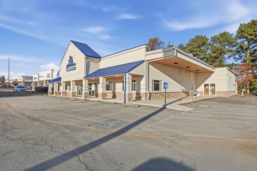 1080 Dawsonville Hwy, Gainesville, GA à louer - Photo de l’immeuble – Image 2 sur 16