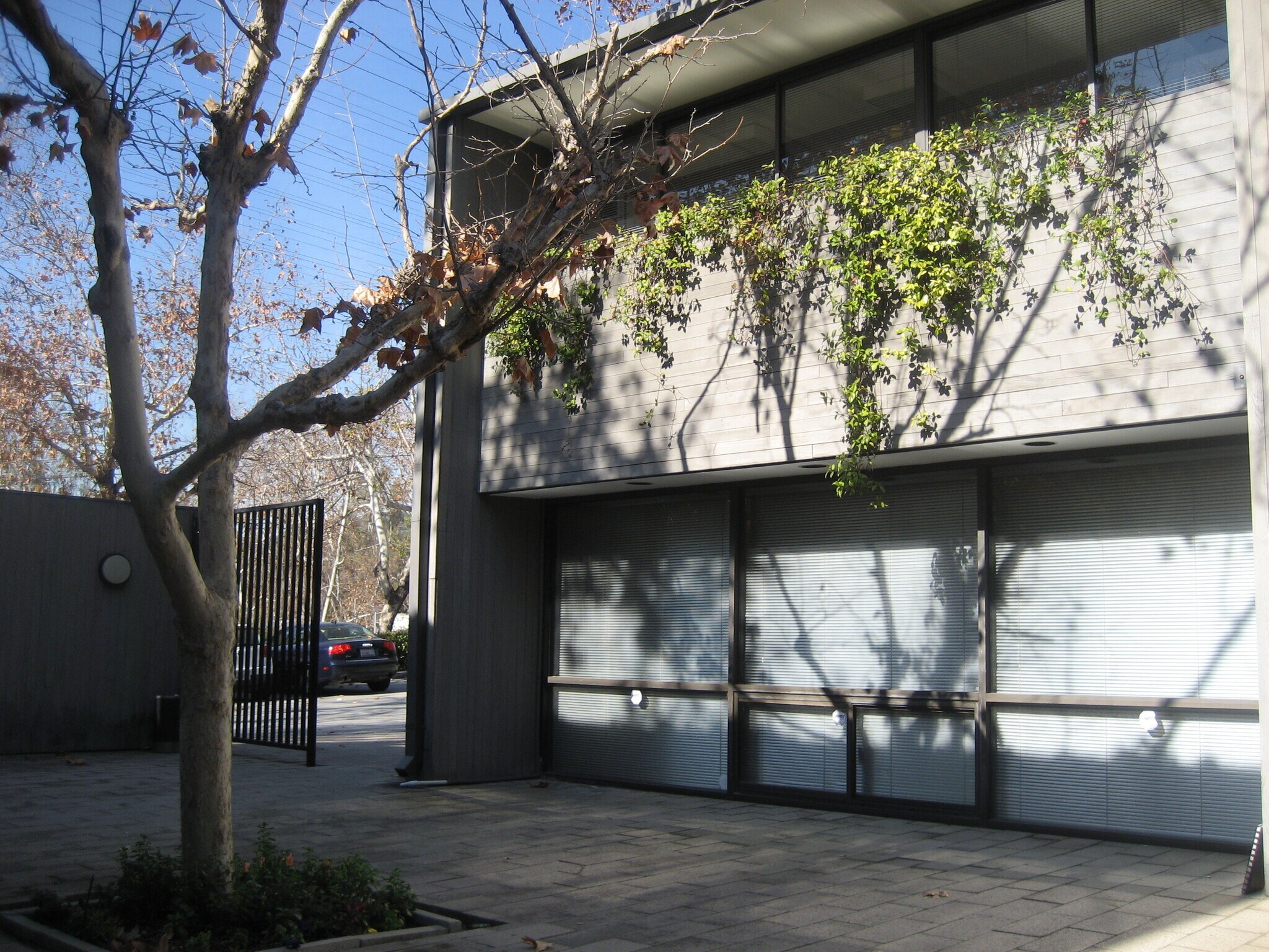 930 Colorado Blvd, Los Angeles, CA à vendre Photo de l’immeuble– Image 1 sur 12