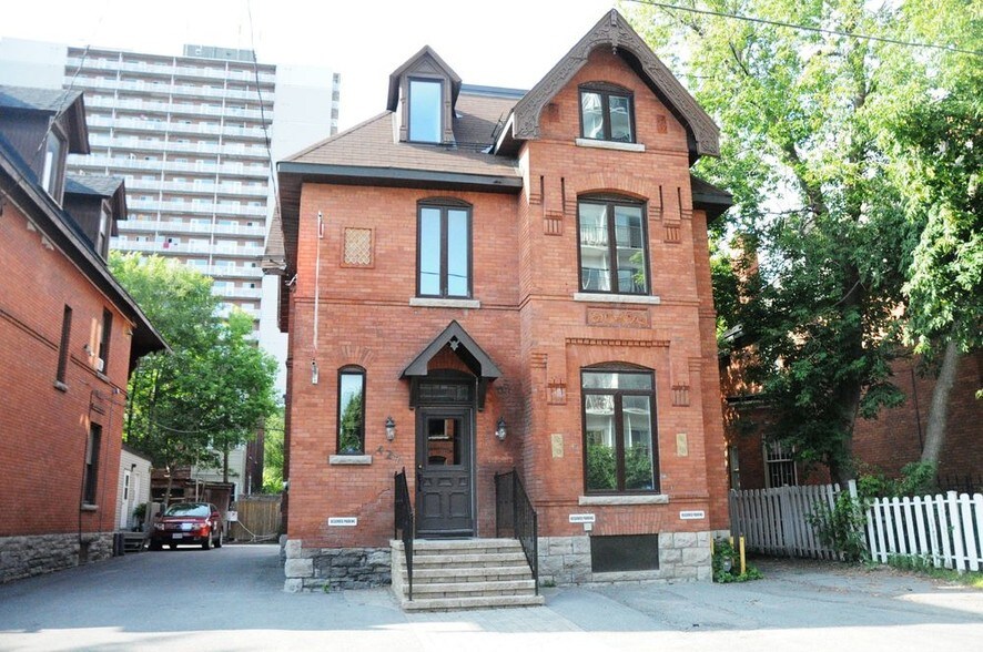 427 Gilmour St, Ottawa, ON à vendre - Photo de l’immeuble – Image 3 sur 5