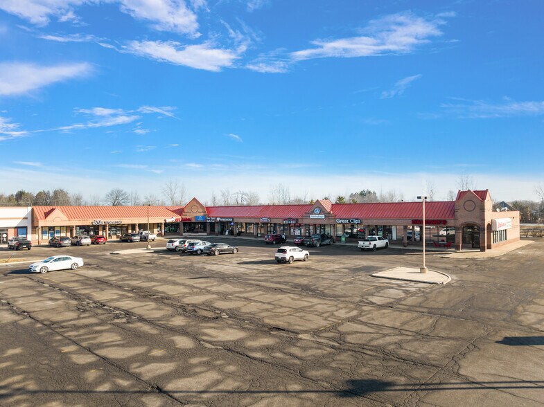 3180-3280 Gratiot Ave, Marysville, MI à louer - Photo de l’immeuble – Image 1 sur 6