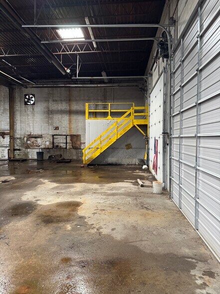1945 E 28th St, Lorain, OH à vendre - Photo intérieure – Image 3 sur 6