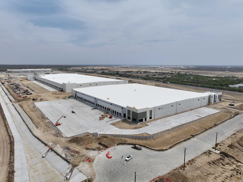 Industriel/Logistique dans Laredo, TX à louer - Photo de l’immeuble – Image 2 sur 3