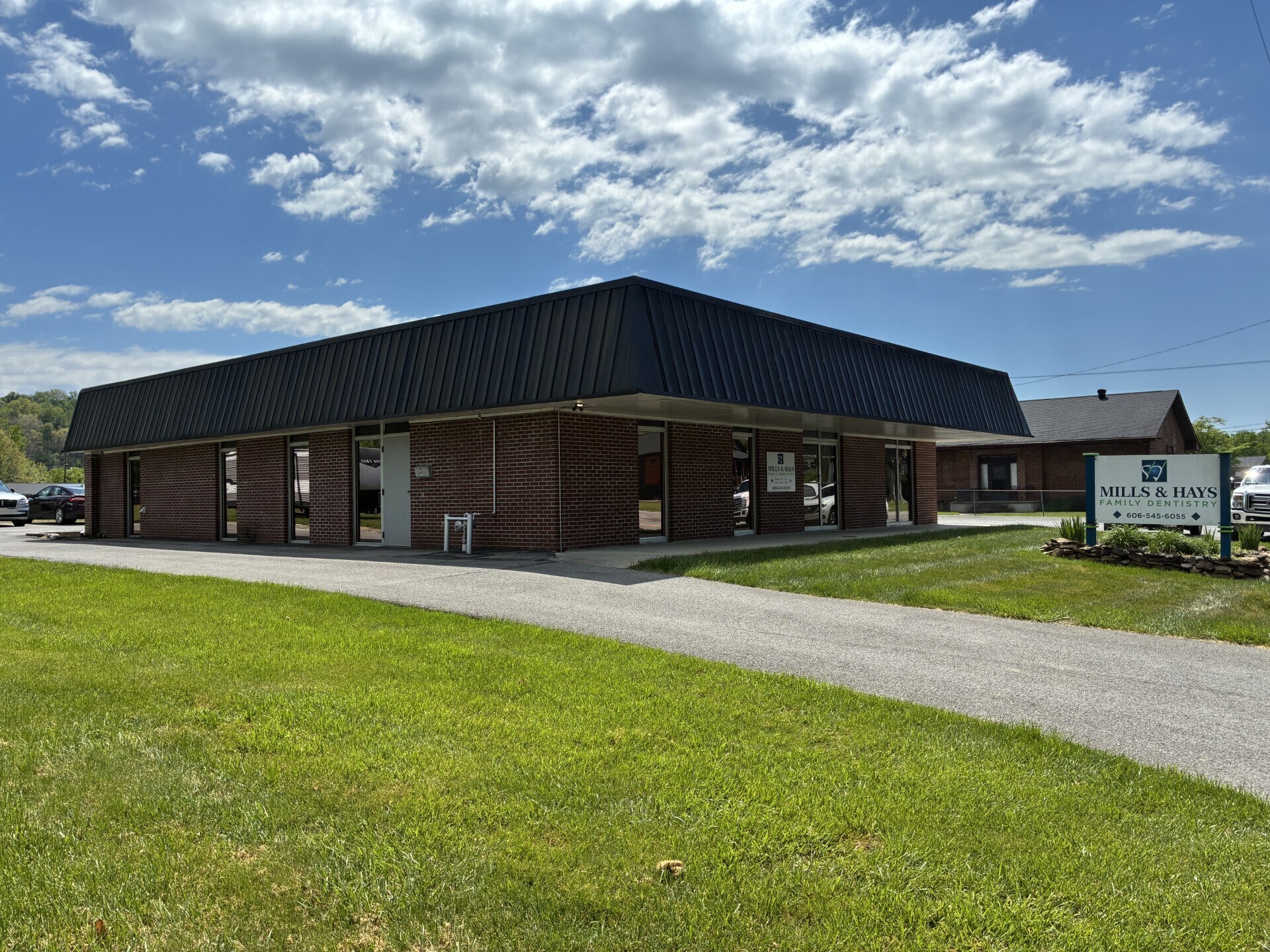 646 Manchester St, Barbourville, KY à vendre Photo principale– Image 1 sur 3