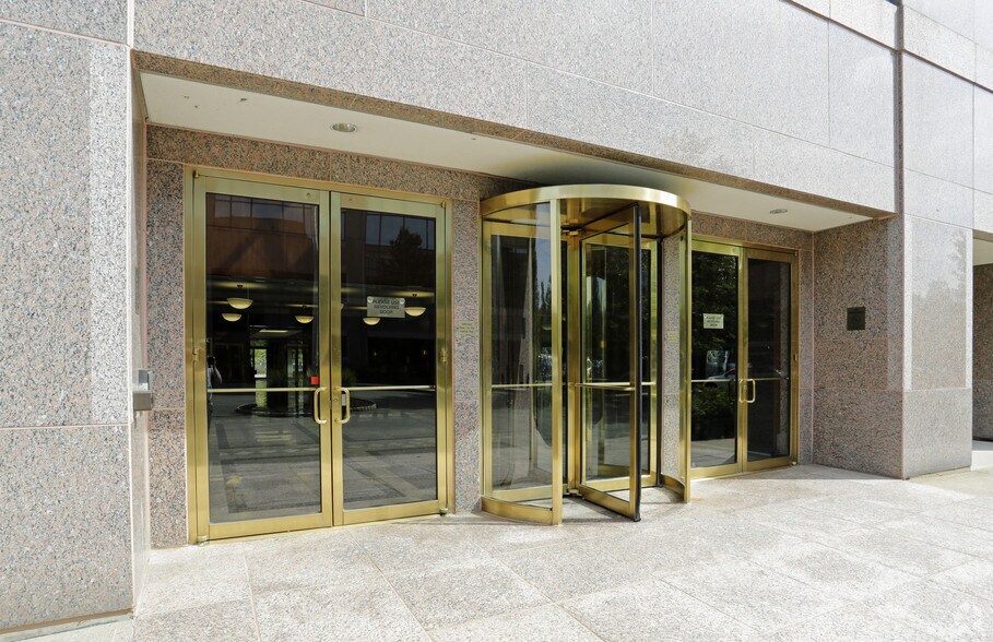 200 Campus Dr, Florham Park, NJ à louer - Photo de l’immeuble – Image 2 sur 3