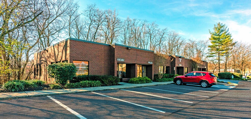 9 Gwynns Mill Ct, Owings Mills, MD à louer - Photo de l’immeuble – Image 2 sur 9
