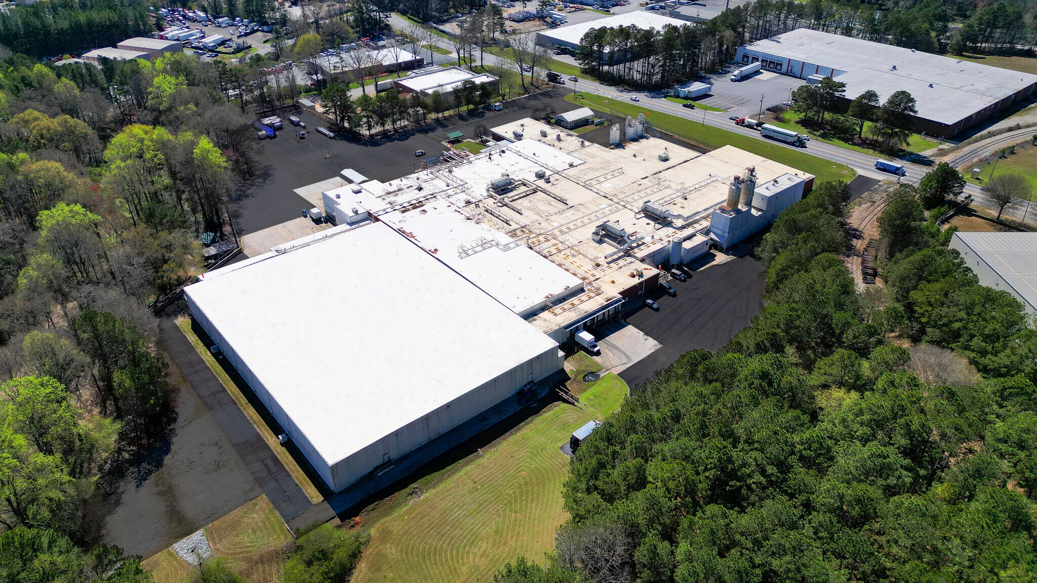 2200 Lithonia Industrial Blvd, Lithonia, GA à louer Photo de l’immeuble– Image 1 sur 14