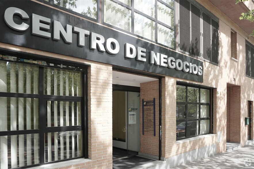 Calle de López de Aranda, 35, Madrid, Madrid à louer - Photo intérieure – Image 1 sur 1