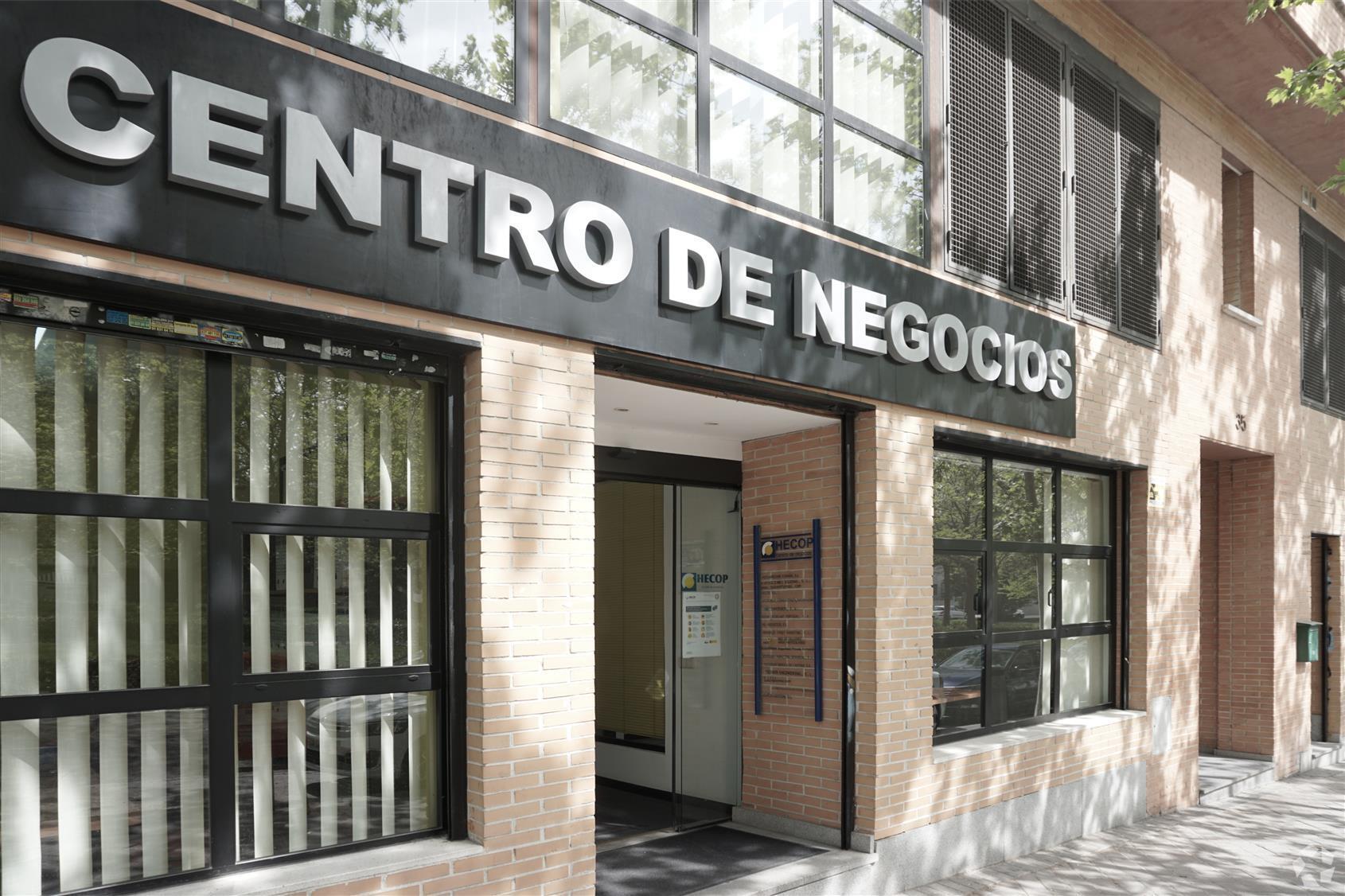 Calle de López de Aranda, 35, Madrid, Madrid à louer Photo intérieure– Image 1 sur 2