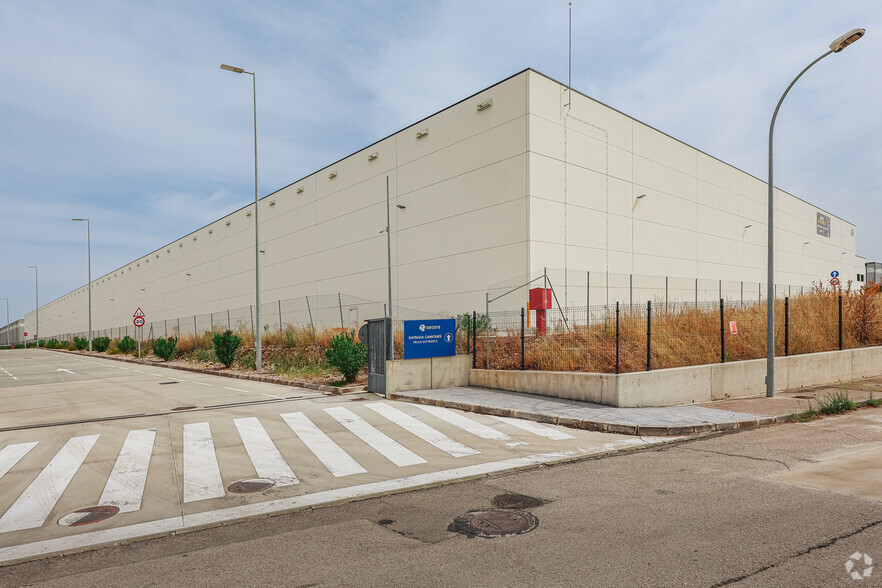 Zona logística A-2, Torija, Guadalajara à louer - Photo de l’immeuble – Image 3 sur 5