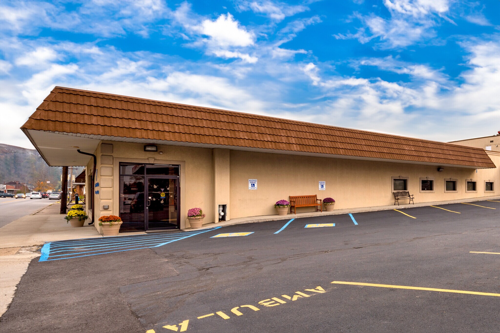 517 3rd Ave, Chesapeake, OH à vendre Photo principale– Image 1 sur 10