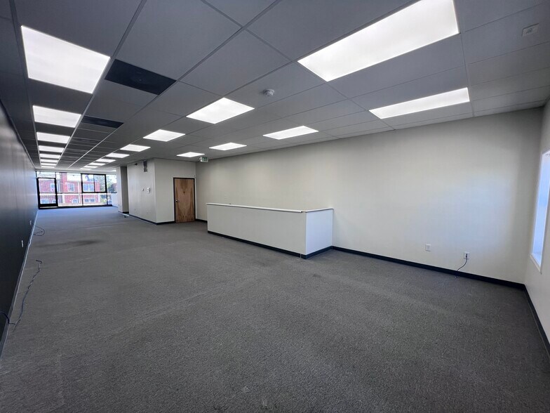 6810 Eastern Ave, Baltimore, MD à louer - Photo de l’immeuble – Image 1 sur 10
