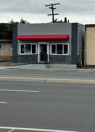 Plus de détails pour 410 Vista Village Dr, Vista, CA - Local commercial à vendre