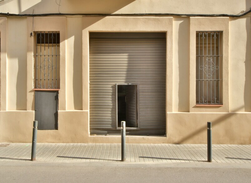 Carrer de Josep Prats, 23, L'Hospitalet de Llobregat, Barcelona à vendre - Photo de l’immeuble – Image 3 sur 25