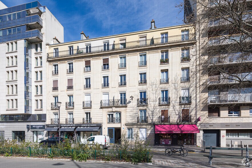 Bureau dans Paris à louer - Photo de l’immeuble – Image 2 sur 2