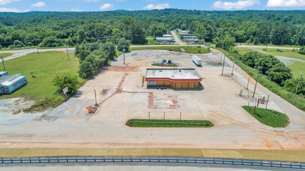 165 Imperial Ln, Gaffney, SC à vendre - Photo de l’immeuble – Image 2 sur 43