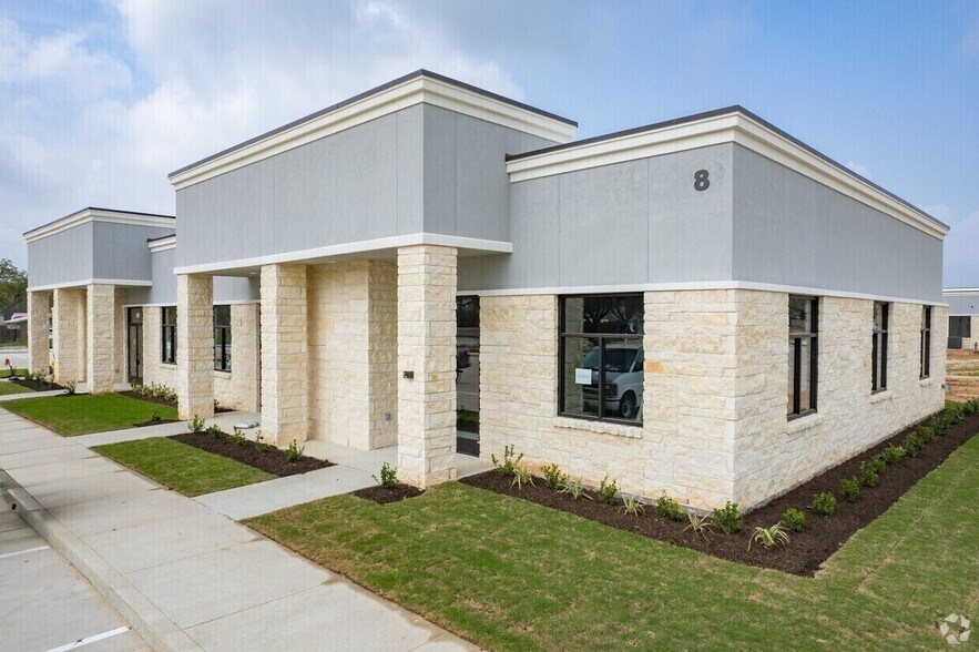 26717 Westheimer Pky, Katy, TX à vendre - Photo de l’immeuble – Image 2 sur 5