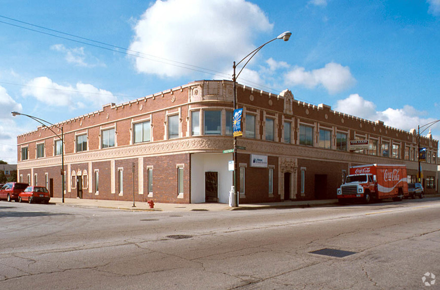 4401-4415 W Lawrence Ave, Chicago, IL à louer - Photo de l’immeuble – Image 2 sur 18