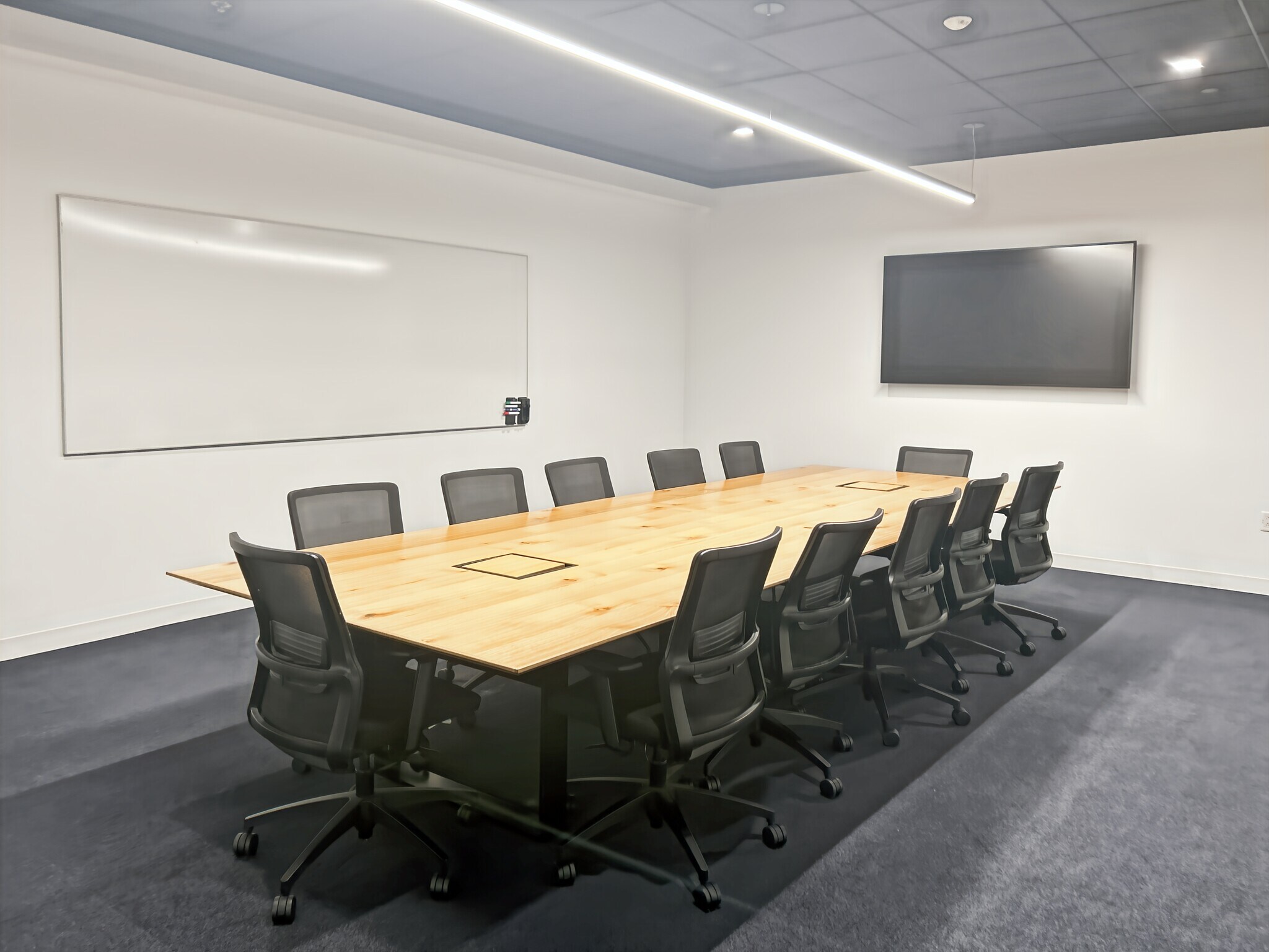 702 Houston St, Fort Worth, TX à louer Photo de l’immeuble– Image 1 sur 11