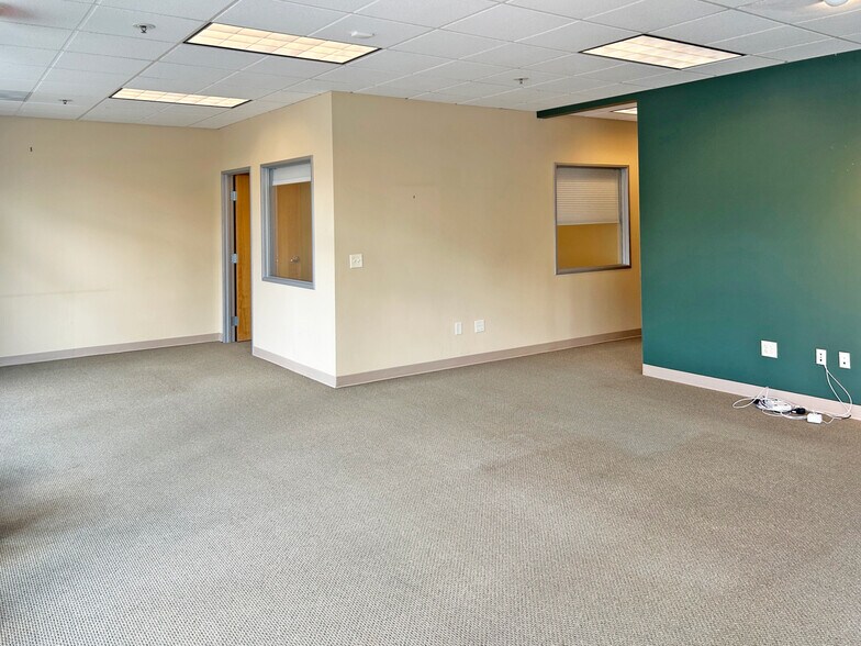 1231 NE Martin Luther King Blvd, Portland, OR à louer - Photo intérieure – Image 3 sur 7