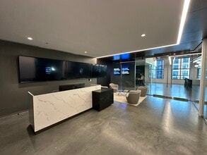 1115 Howell Mill Rd NW, Atlanta, GA à louer Photo intérieure– Image 2 sur 11
