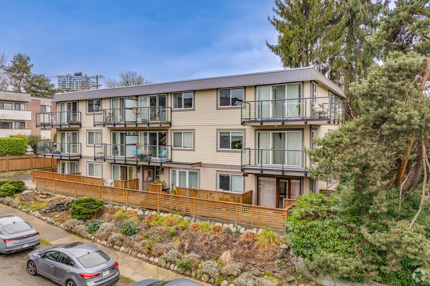 2223 Prince Edward St, Vancouver, BC à vendre - Photo de l’immeuble – Image 1 sur 3