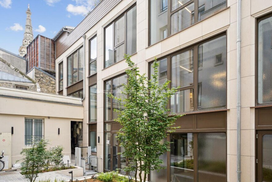 96 Rue Des Entrepreneurs, Paris à vendre - Photo de l’immeuble – Image 3 sur 17