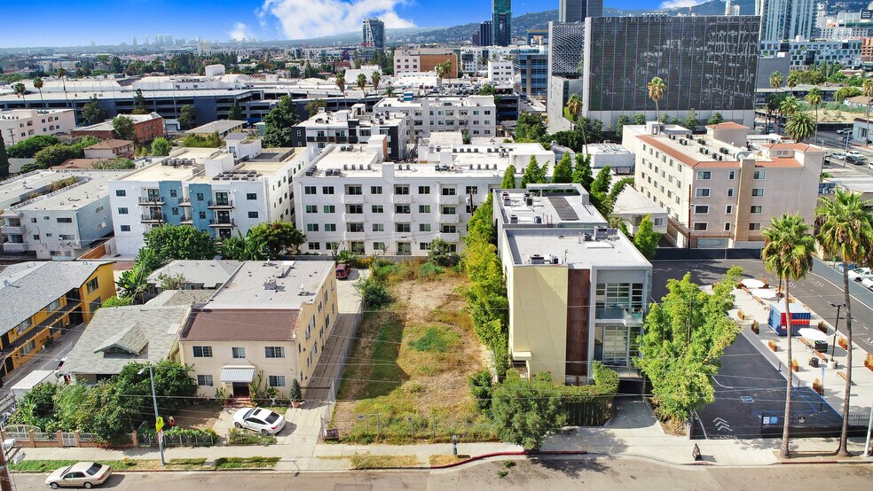 1449 N Bronson Ave, Los Angeles, CA à vendre - Photo principale – Image 1 sur 9