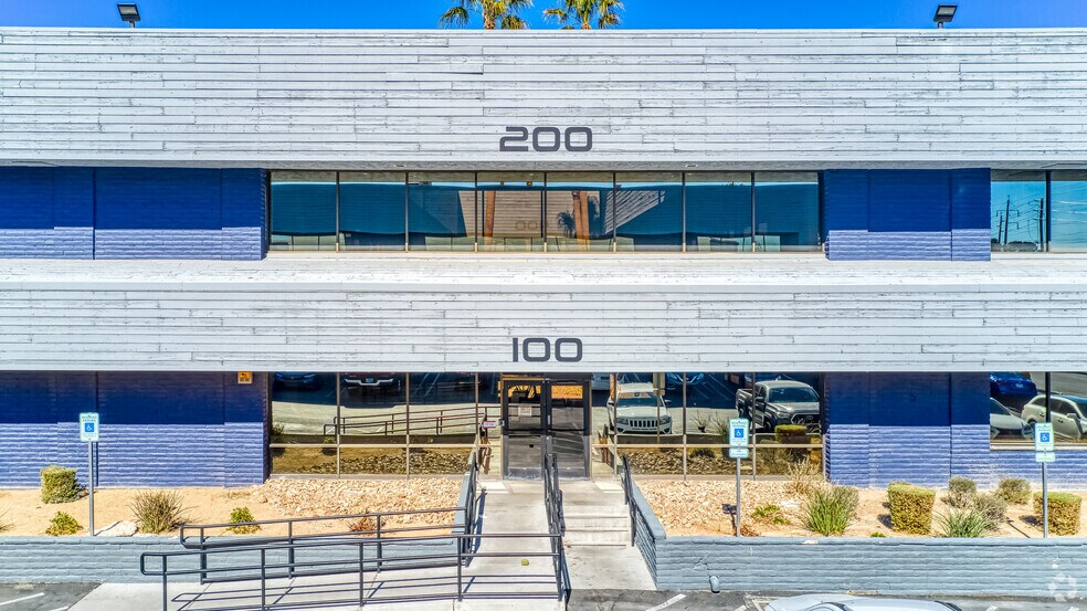 1785 E Sahara Ave, Las Vegas, NV à vendre - Photo de l’immeuble – Image 3 sur 21