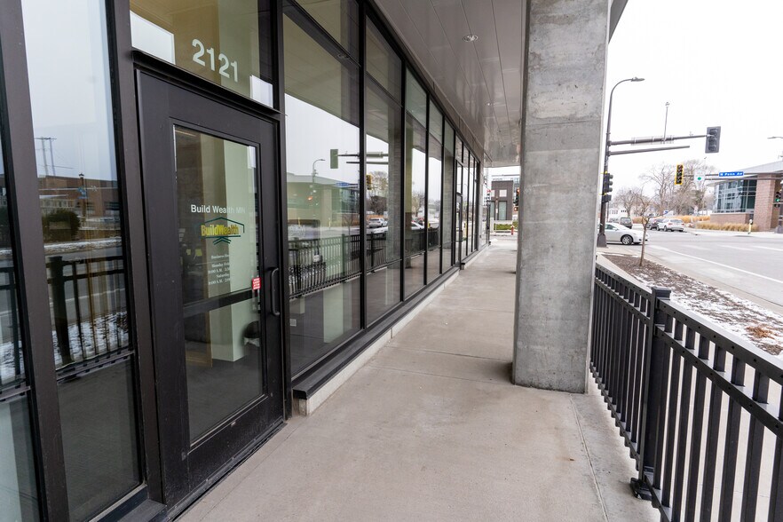 1256 Penn Ave N, Minneapolis, MN à louer - Photo de l’immeuble – Image 2 sur 13