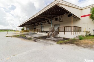 701 NW 42nd St, Winter Haven, FL à louer Photo intérieure– Image 1 sur 20