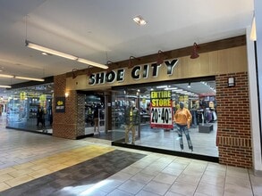 2301-2401 Liberty Heights Ave, Baltimore, MD à louer Photo intérieure– Image 1 sur 5