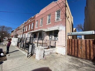 Plus de détails pour 321 Milford St, Brooklyn, NY - Logement à vendre