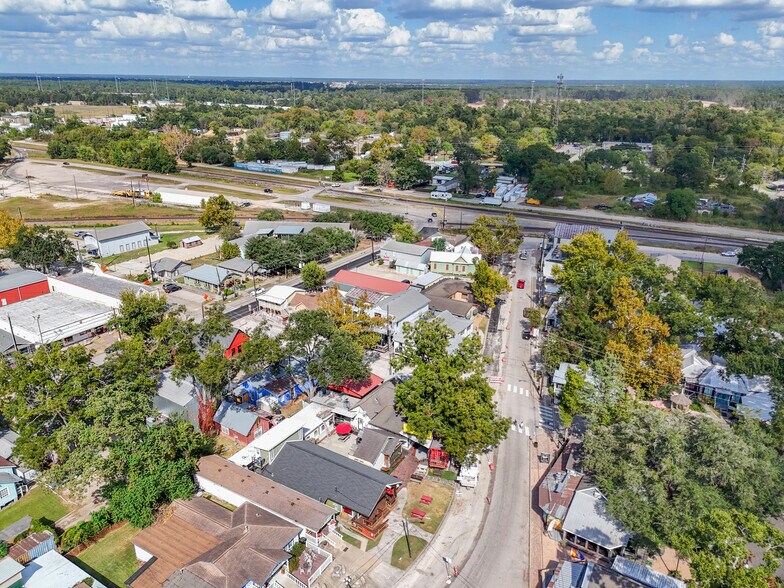 26407 Preston Ave, Spring, TX à vendre - Photo de l’immeuble – Image 2 sur 41