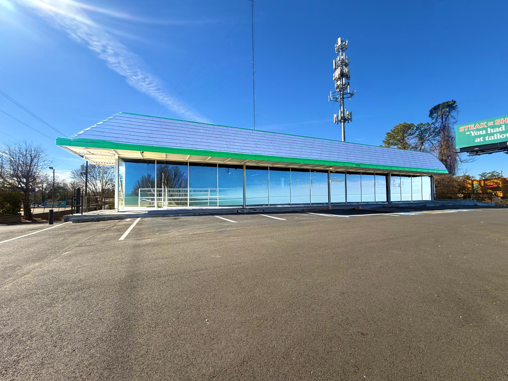 3376 S Cobb Dr SE, Smyrna, GA à louer Photo principale– Image 1 sur 5