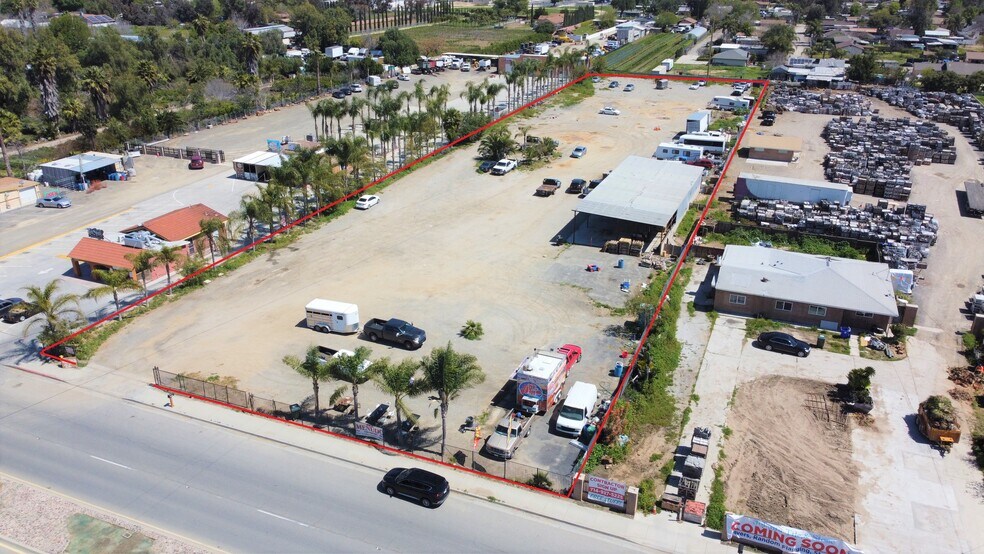 5684 Etiwanda Ave, Jurupa Valley, CA à louer - Photo de l’immeuble – Image 2 sur 5