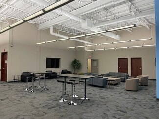 Plus de détails pour 6103 Blue Circle Dr, Minnetonka, MN - Local d'activités à louer