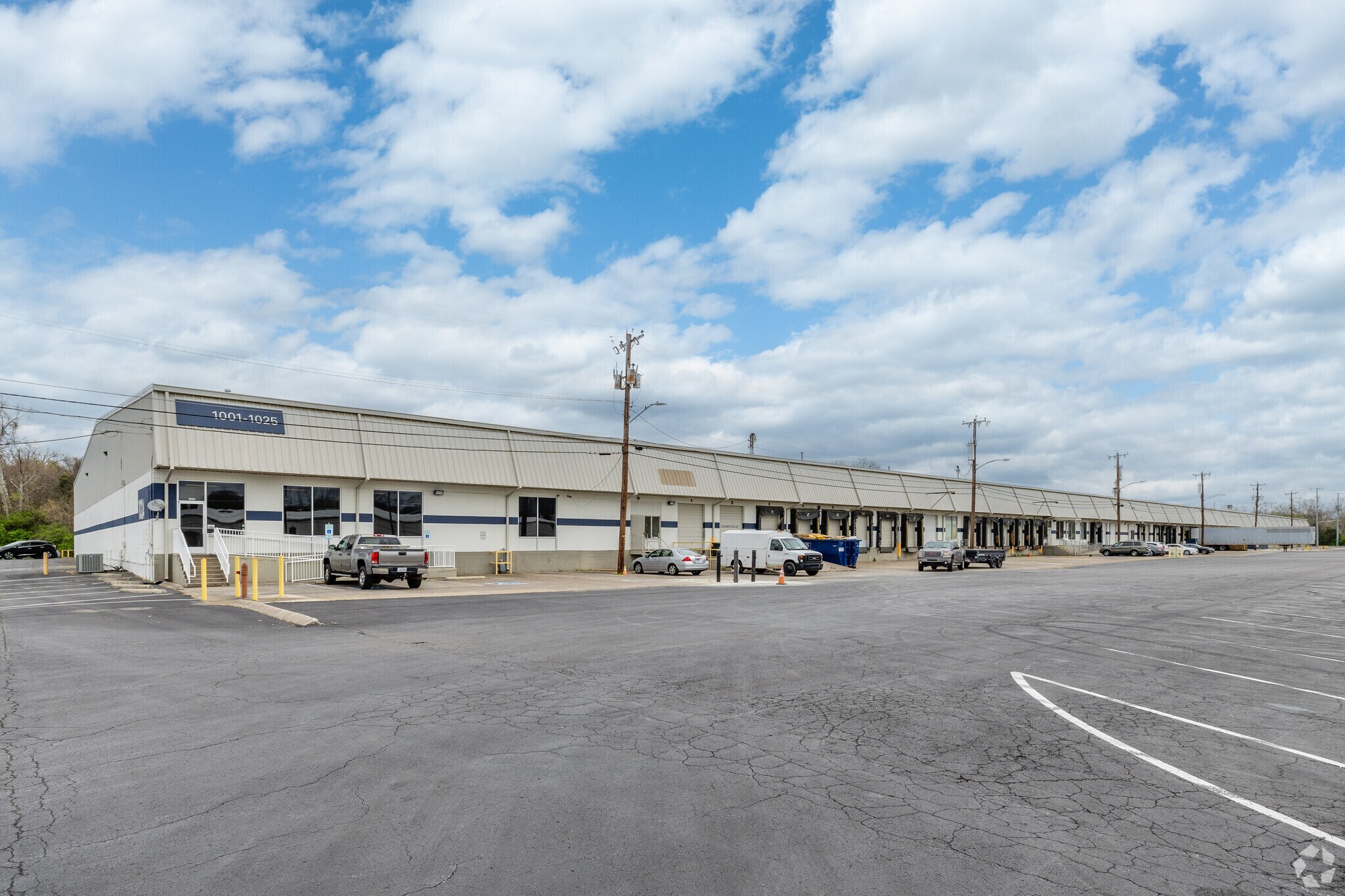 1010 Space Park South Dr, Nashville, TN à louer Photo principale– Image 1 sur 8