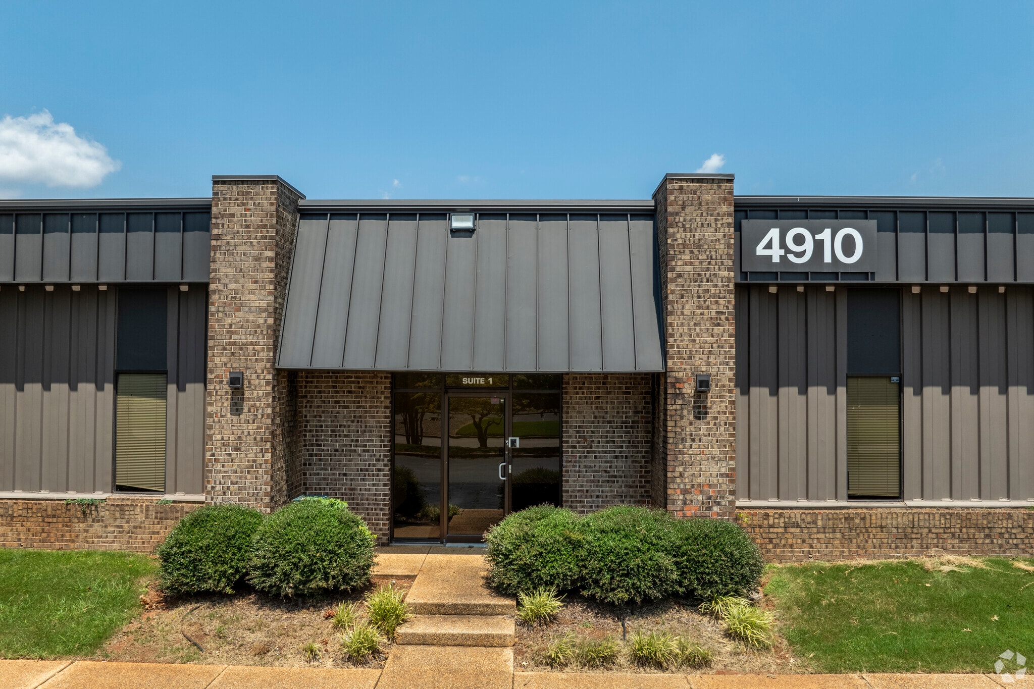 4910 University Sq, Huntsville, AL à louer Photo de l’immeuble– Image 1 sur 1