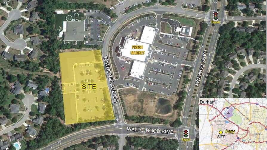 220 Towne Village Dr, Cary, NC à vendre - Aérien – Image 2 sur 4