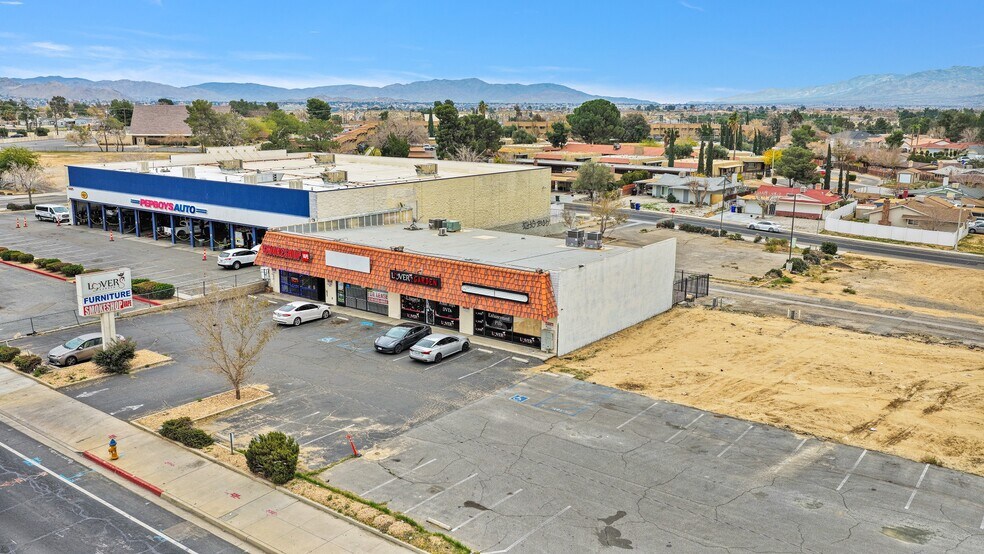 14433 7th St, Victorville, CA à vendre - Photo de l’immeuble – Image 2 sur 10