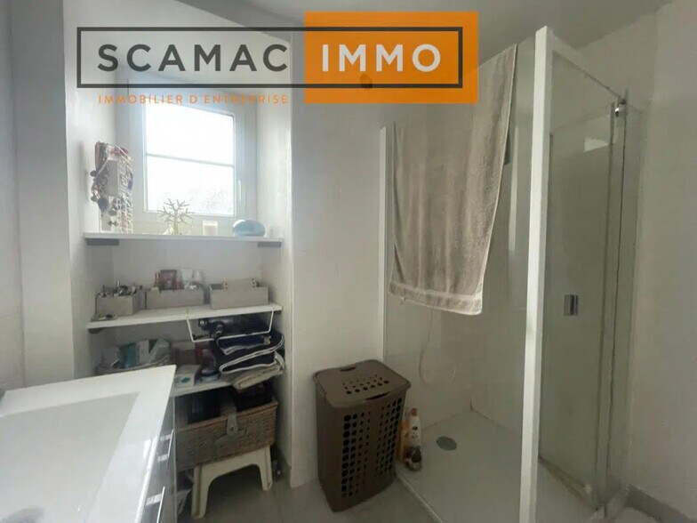 Local d'activités dans Ardelu à vendre - Photo de l’immeuble – Image 2 sur 10