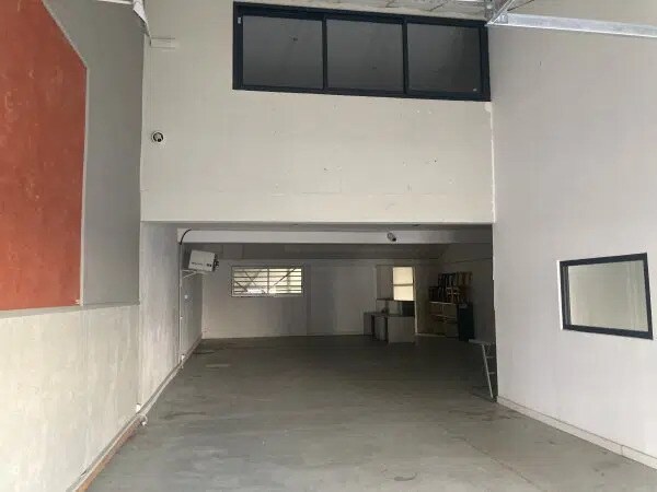 Plus de détails pour Industriel/Logistique à vendre