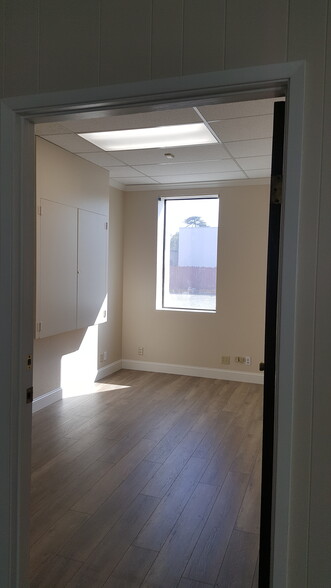 4047-4049 1st St, Livermore, CA à louer - Photo intérieure – Image 2 sur 22